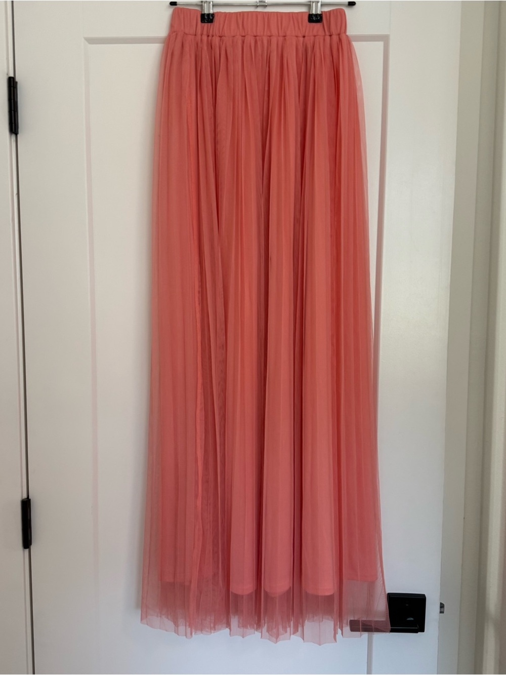 Boohoo Coral Maxi Tulle Skirt size 4